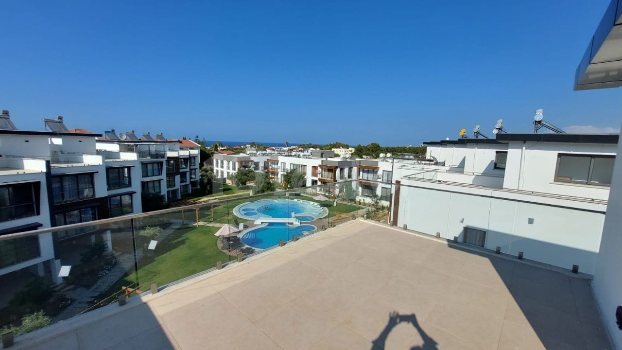 VOLL MÖBLIERTE TRIPLE ② VILLA ZUM VERKAUF IN KYRENIA KARAOGLANOGLU ** 