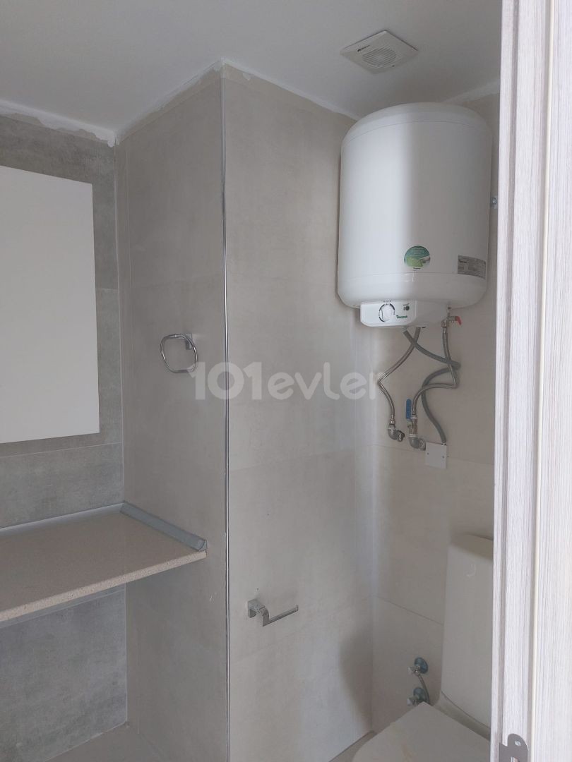 Investment 2+1 Commercial Permit Opportunity Apartment in Karaoglanoglu, Kyrenia