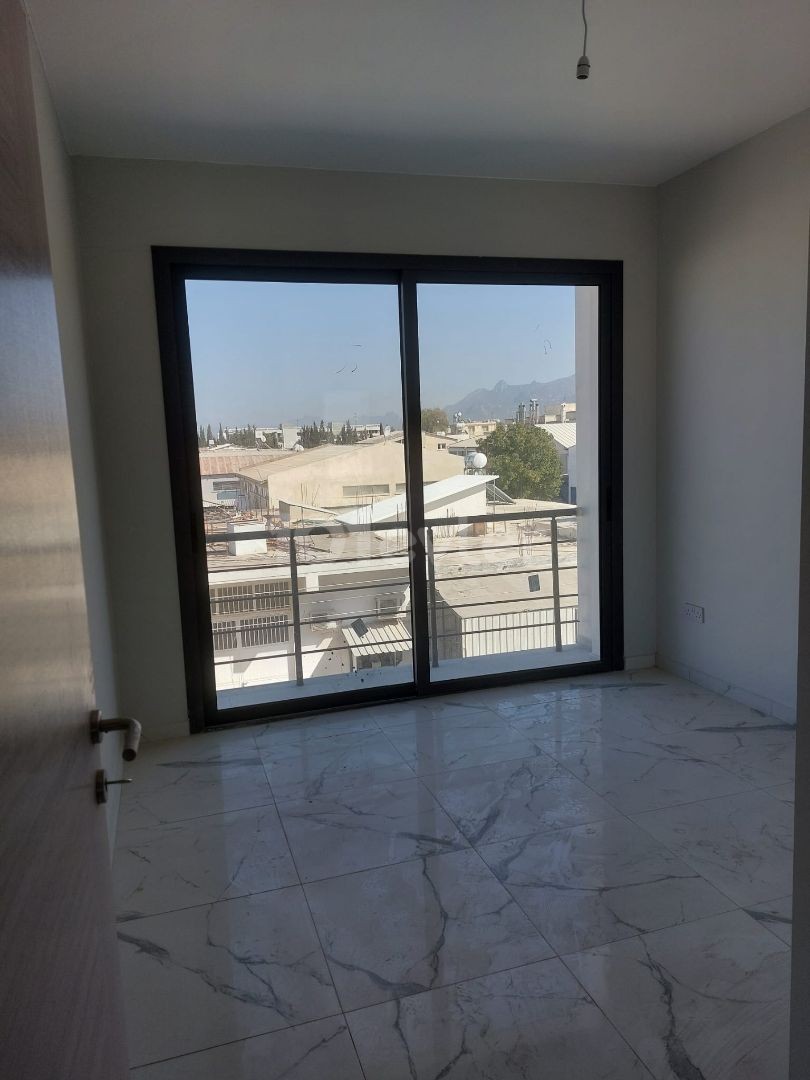 Investment 2+1 Commercial Permit Opportunity Apartment in Karaoglanoglu, Kyrenia