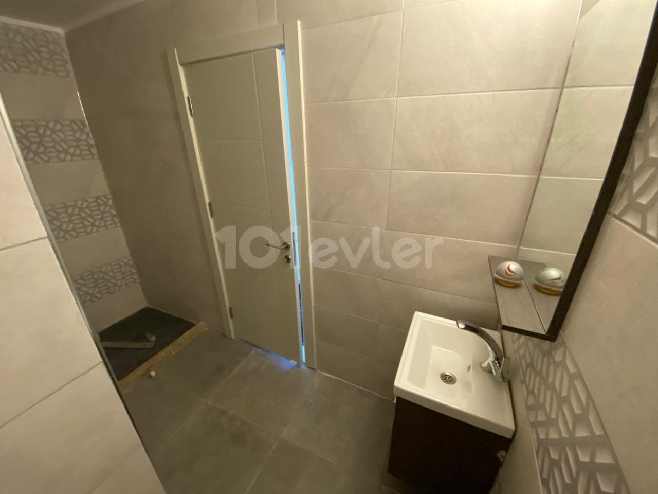 Flat For Sale in Zeytinlik, Kyrenia