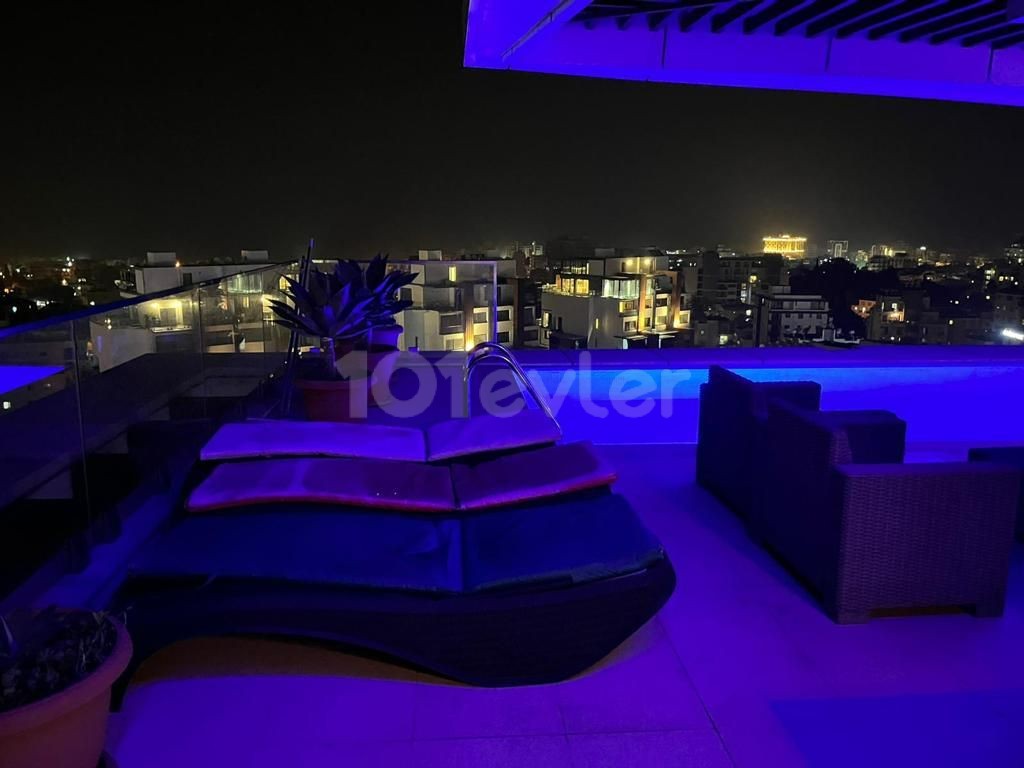 GİRNE MERKEZDE GÜNLÜK KİRALIK PENTHOUSE PARTY EVİ