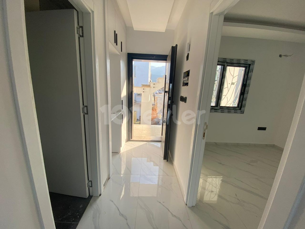 Flat For Sale in Alsancak, Kyrenia