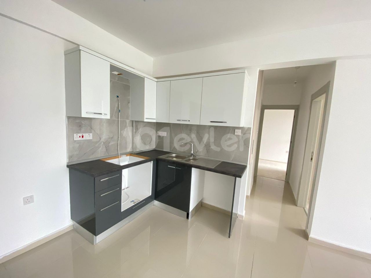 2+1 INVESTMENT OPPORTUNITY APARTMENT FOR SALE IN GİRNE OLIVE GROVE REGION