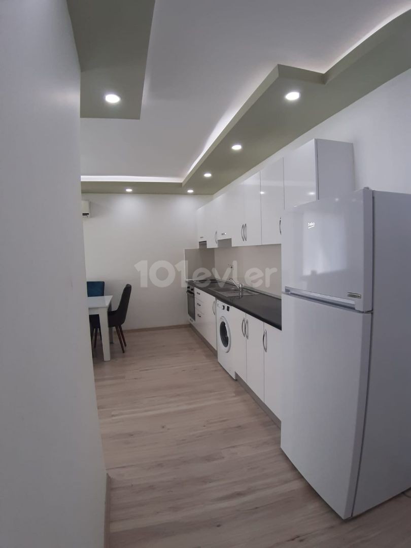 GİRNE MERKEZDE KİRALIK AYLIK ÖDEMELİ 2+1 DAİRE