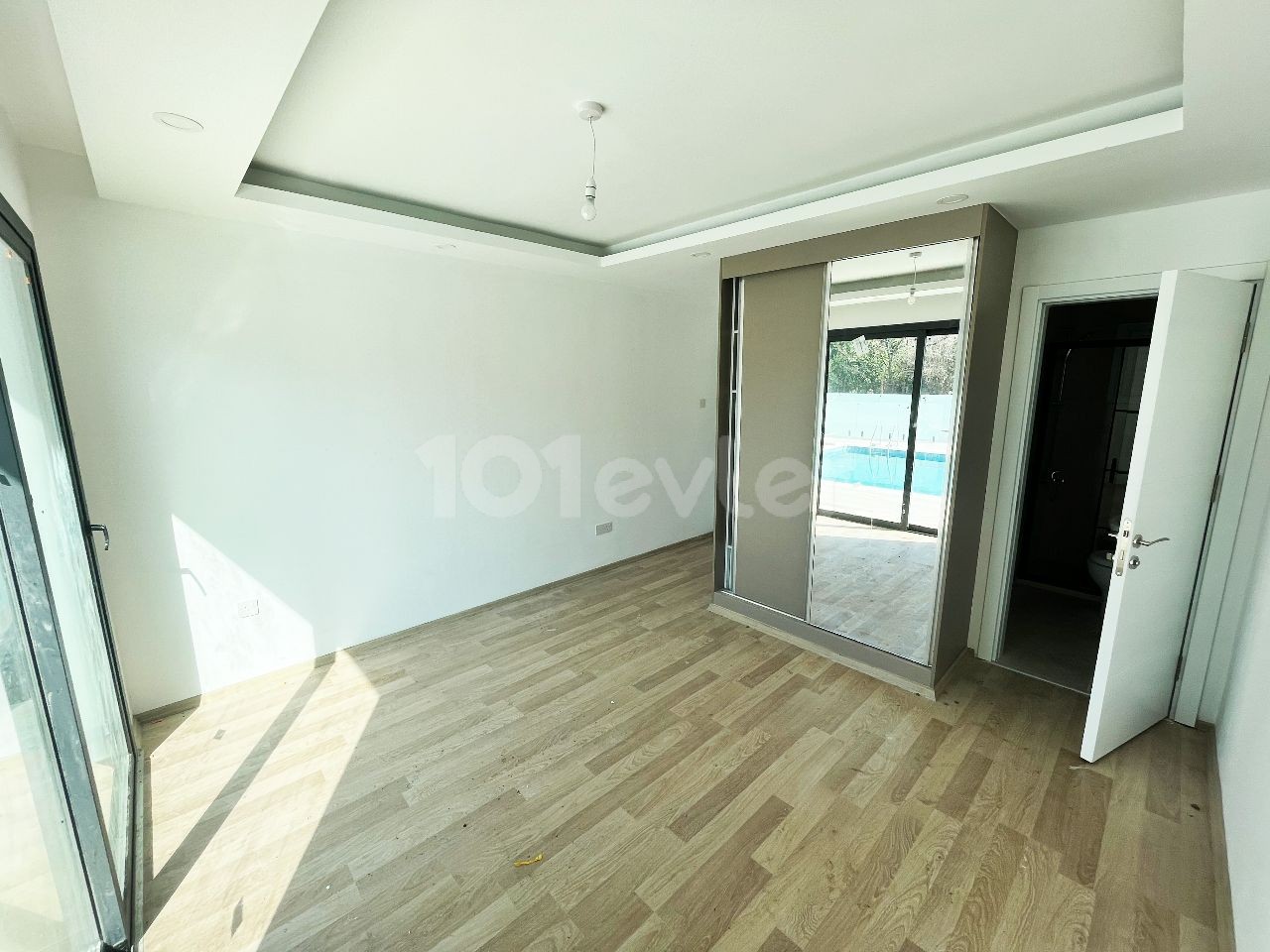 3+1 BRANDNEUE WOHNUNG IN GİRNE ALSANCAKTA