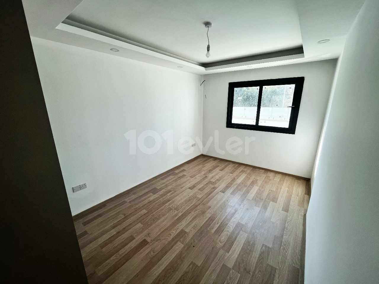 3 + 1 BRAND NEW APARTMENT IN GİRNE ALSANCAKTA