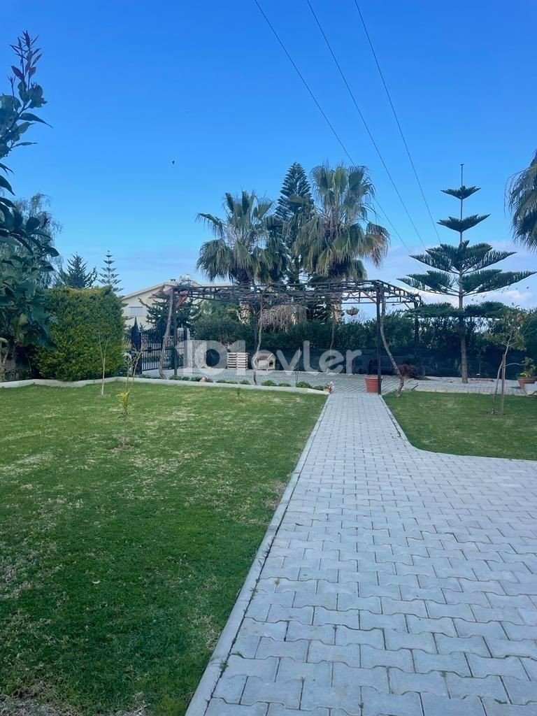 5+2 FREISTEHENDE VILLA MIT MEERBLICK ZUR MIETE IN GİRNE ALSANCAK