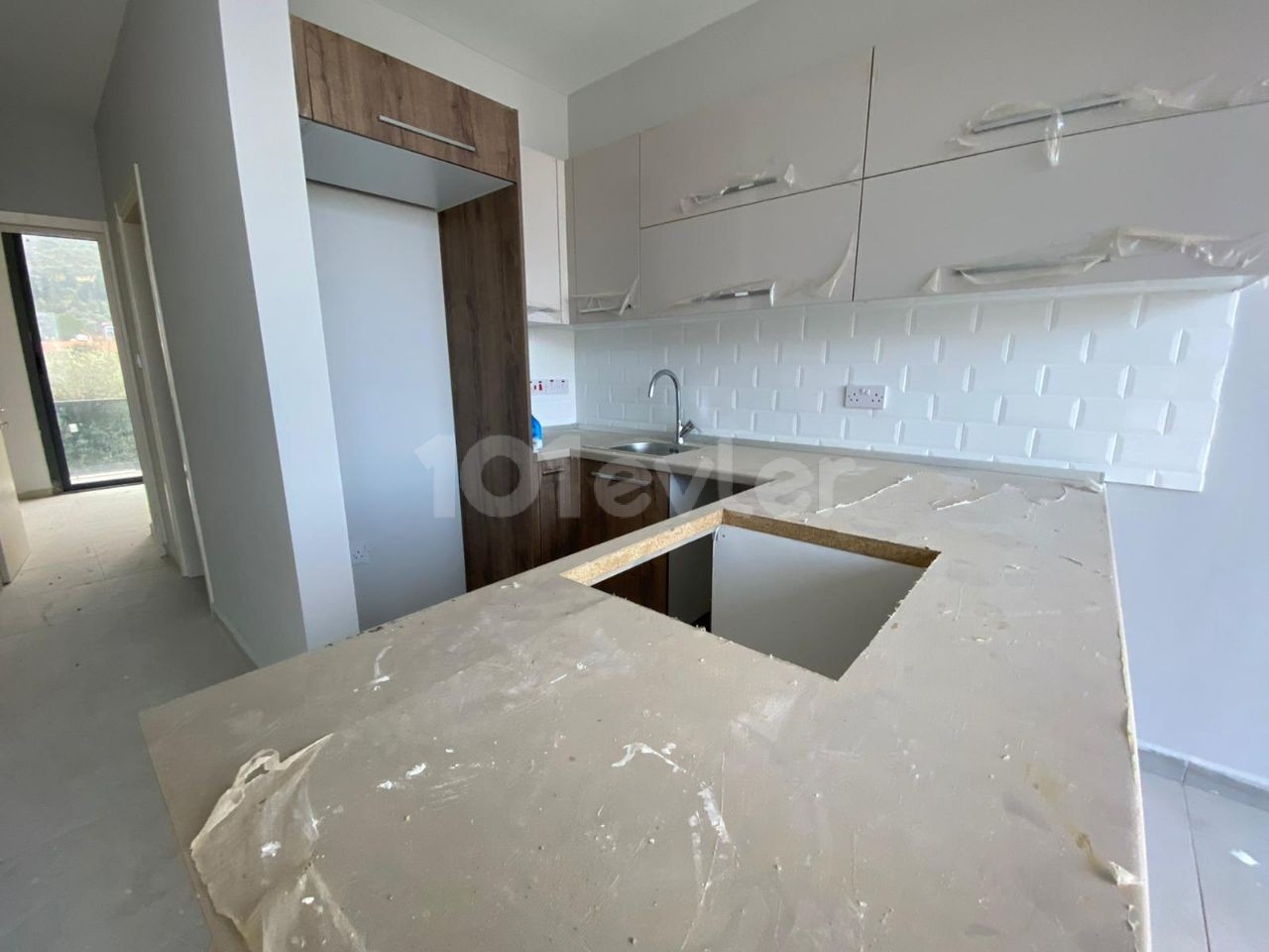 2+1 BRAND NEW APARTMENTS WITH PAYMENT PLAN FOR SALE IN ALSANCAK, GUINEA