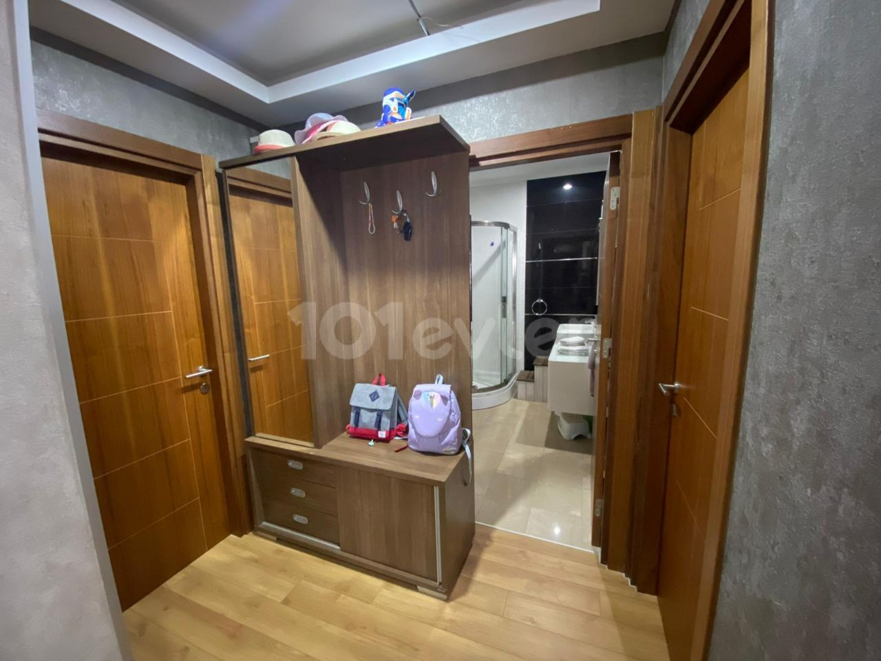 GİRNE MERKEZDE KİRALIK 3+1 DENİZ MANZARALI PENTHOUSE DAİRE 