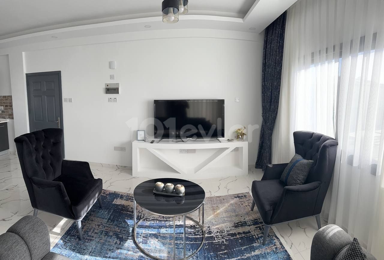 GİRNE ESENTEPE BÖLGESİNDE KAMPANYA FİYATI İLE SATILIK FULL EŞYALI DENİZ MANZARALI 2+1 PENTHOUSE DAİRELER