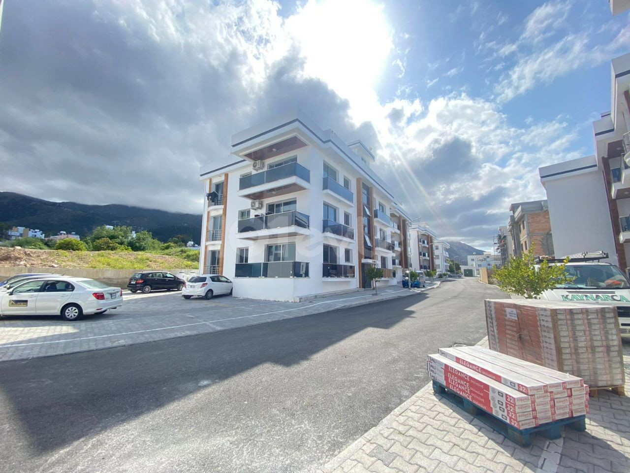 GİRNE ALSANCAK BÖLGESİNDE TAŞINMAYA HAZIR 2+1 SIFIR DAİRE