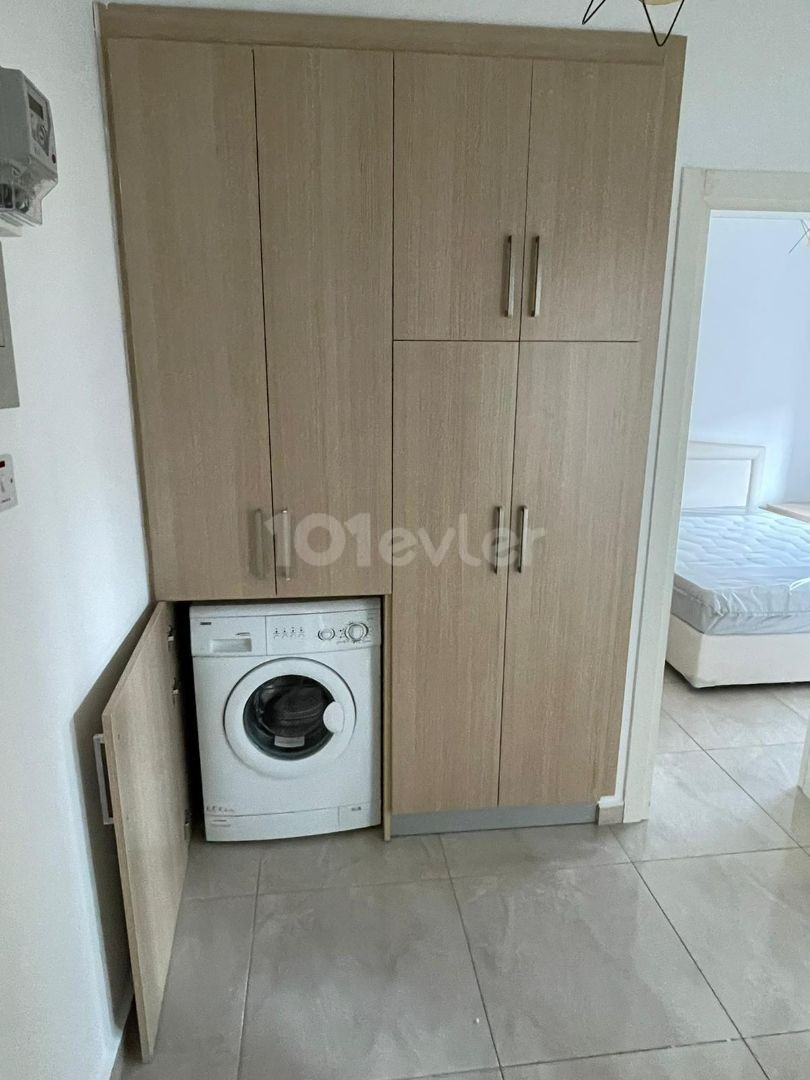 LUXURIÖSE WOHNUNG MIT 2+1 POOL ZUR MIETE IN DER NÄHE DER UNIVERSITÄT IN GİRNE OZANKÖY