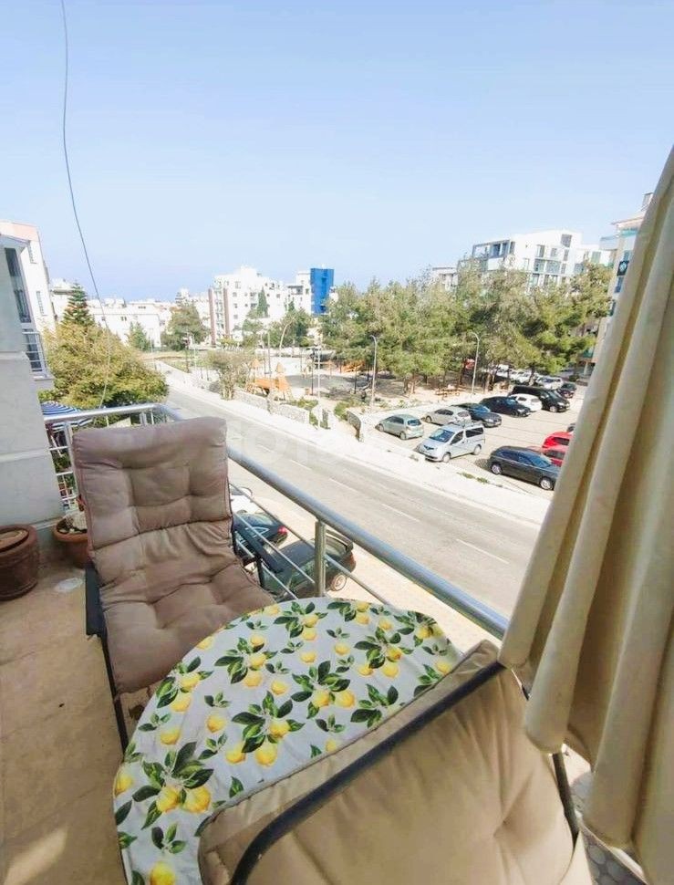 FULLY FURNISHED 3+1 INVESTMENT OPPORTUNITY FLAT FOR SALE IN KYRENIA CENTER