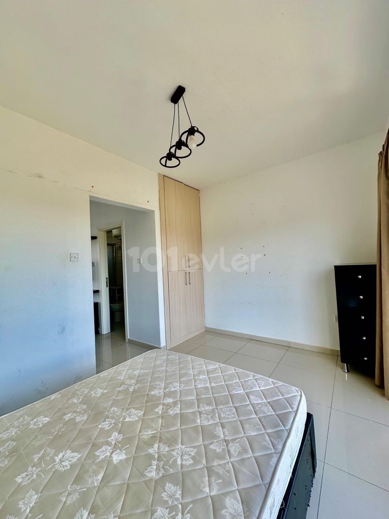 1+1 Penthouse in der Gegend von Kyrenia Elexus