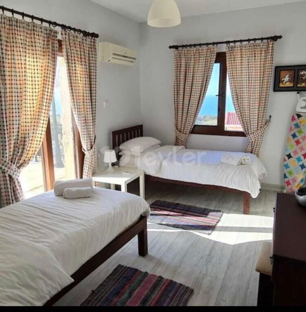 Girne alagadi bölgesinde günlük kiralık villa