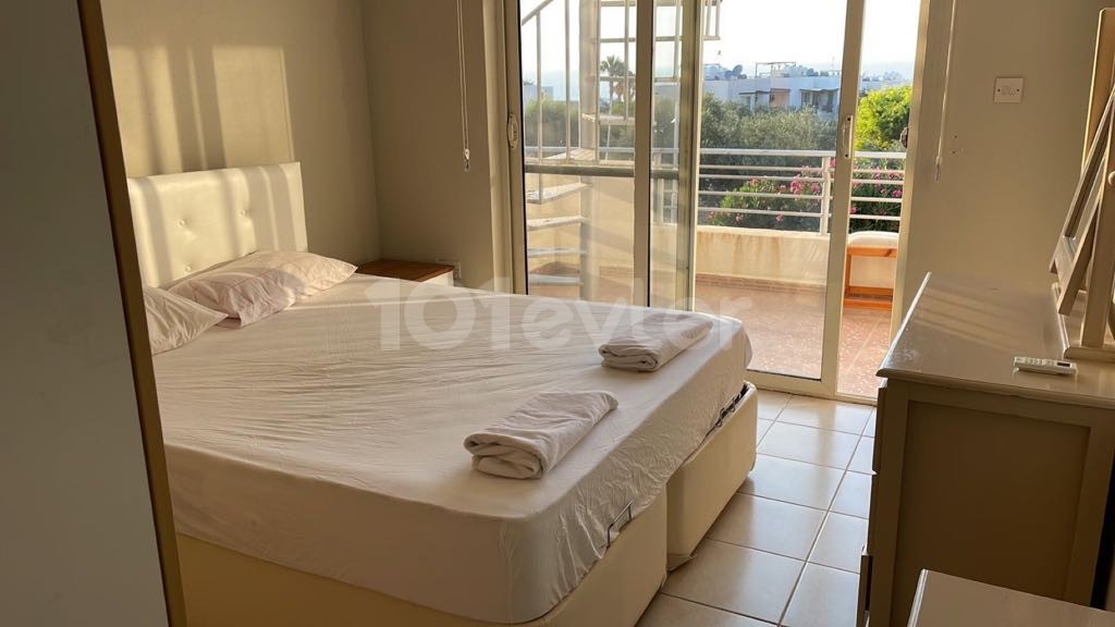 2+1 penthouse in Kyrenia Esentepe Area