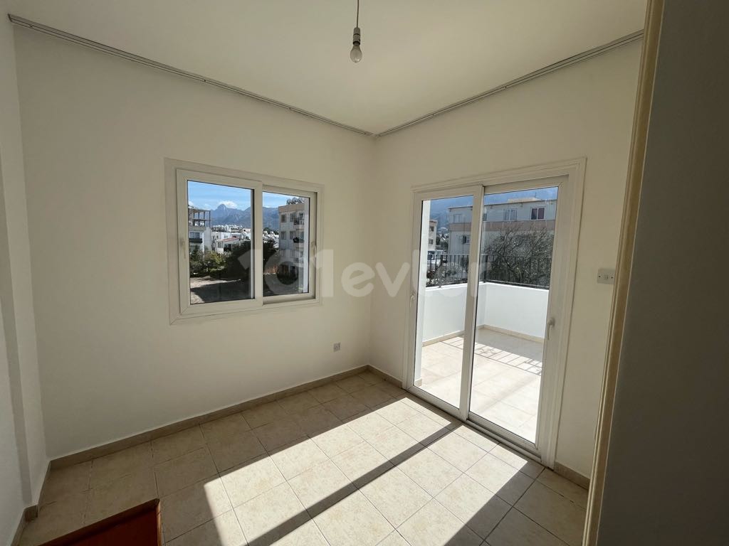 4+1 penthouse in Kyrenia center