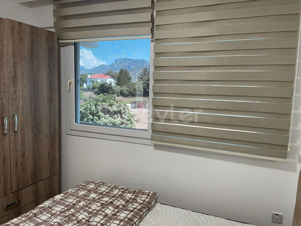 1+1 FLAT OPPORTUNITY FOR RENT IN GIRNE KARAOĞLANOĞLU REGION CLOSE TO THE SEA