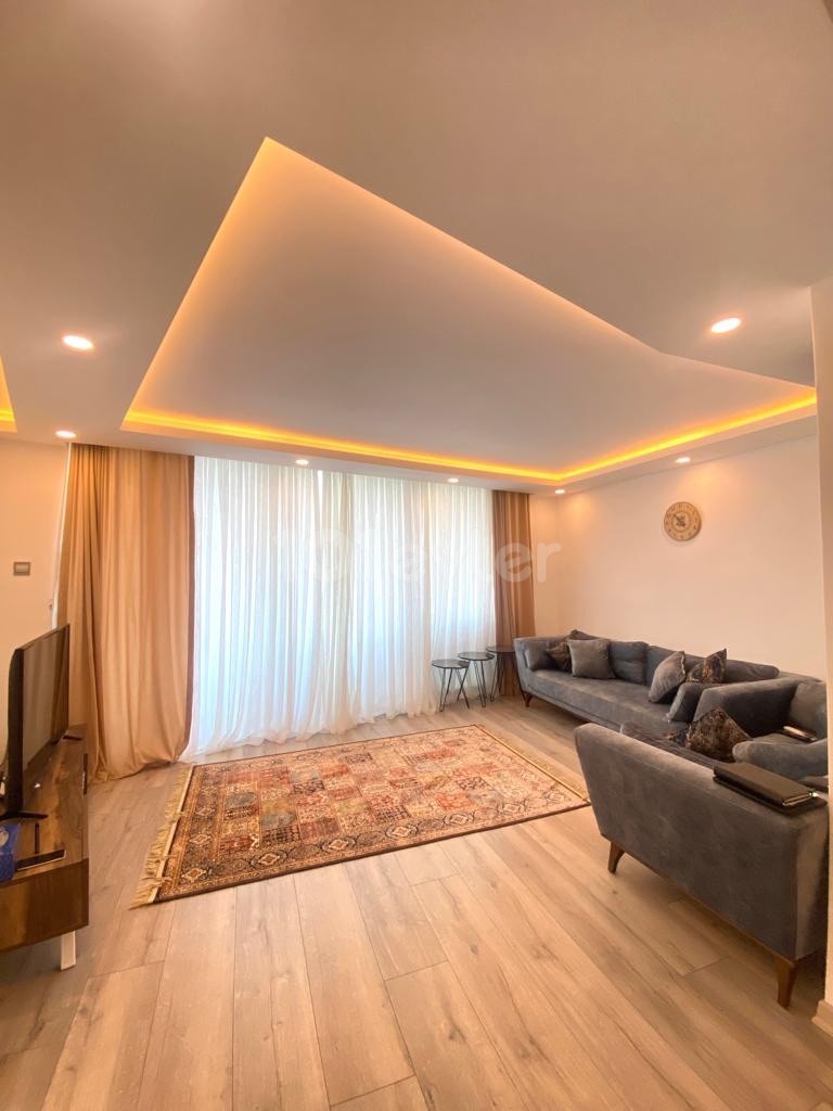 Urgently sale 2 bedroom in kyrenia center 