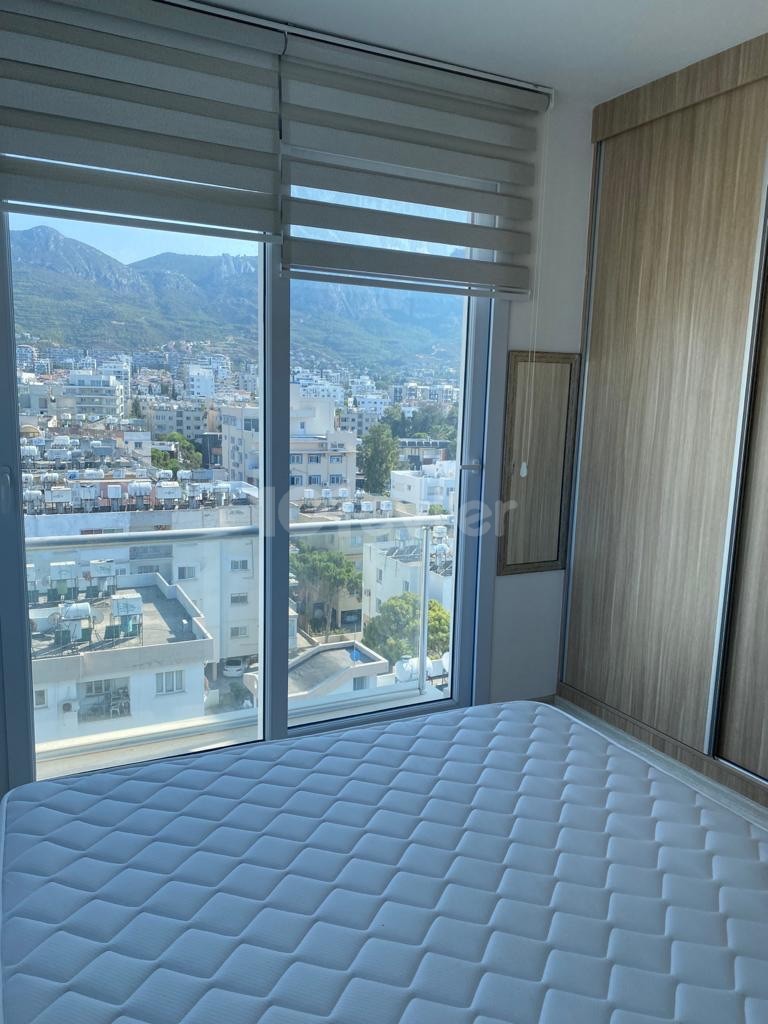 Penthouse mit 1 Schlafzimmer im Herzen von Kyrenia zu verkaufen