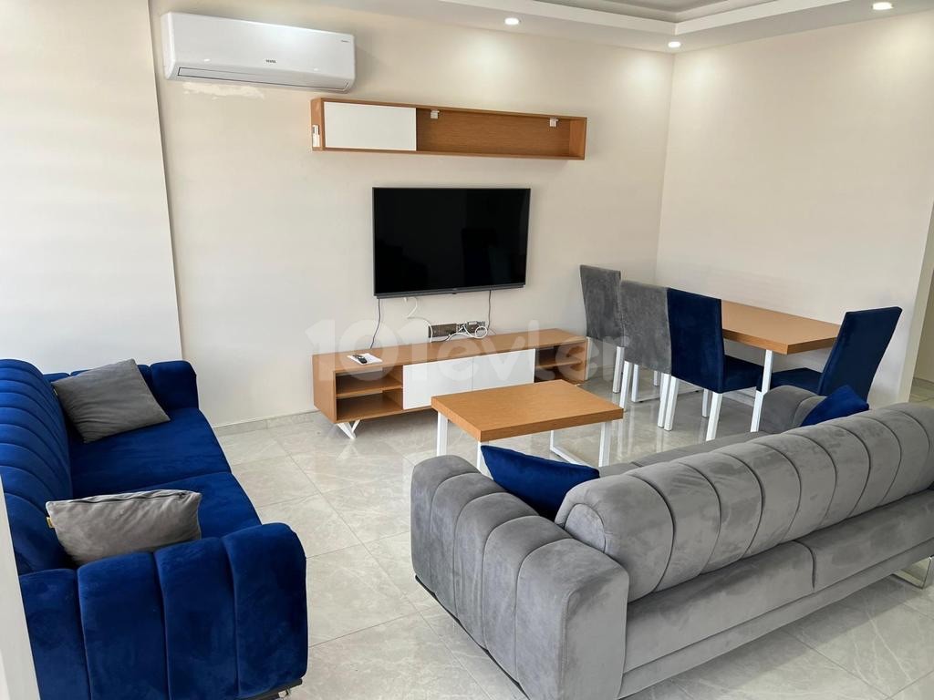 3 bedroom flat for rent in kyrania center