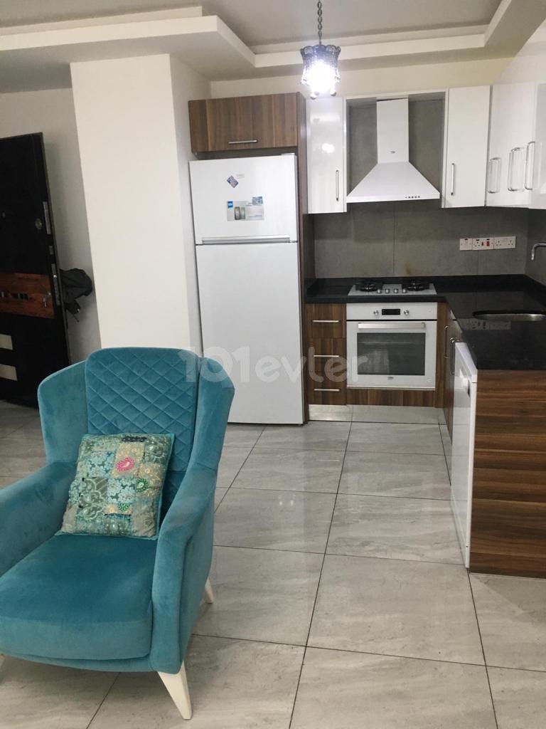 Girne merkezde 3 yatak odalı kiralık daire