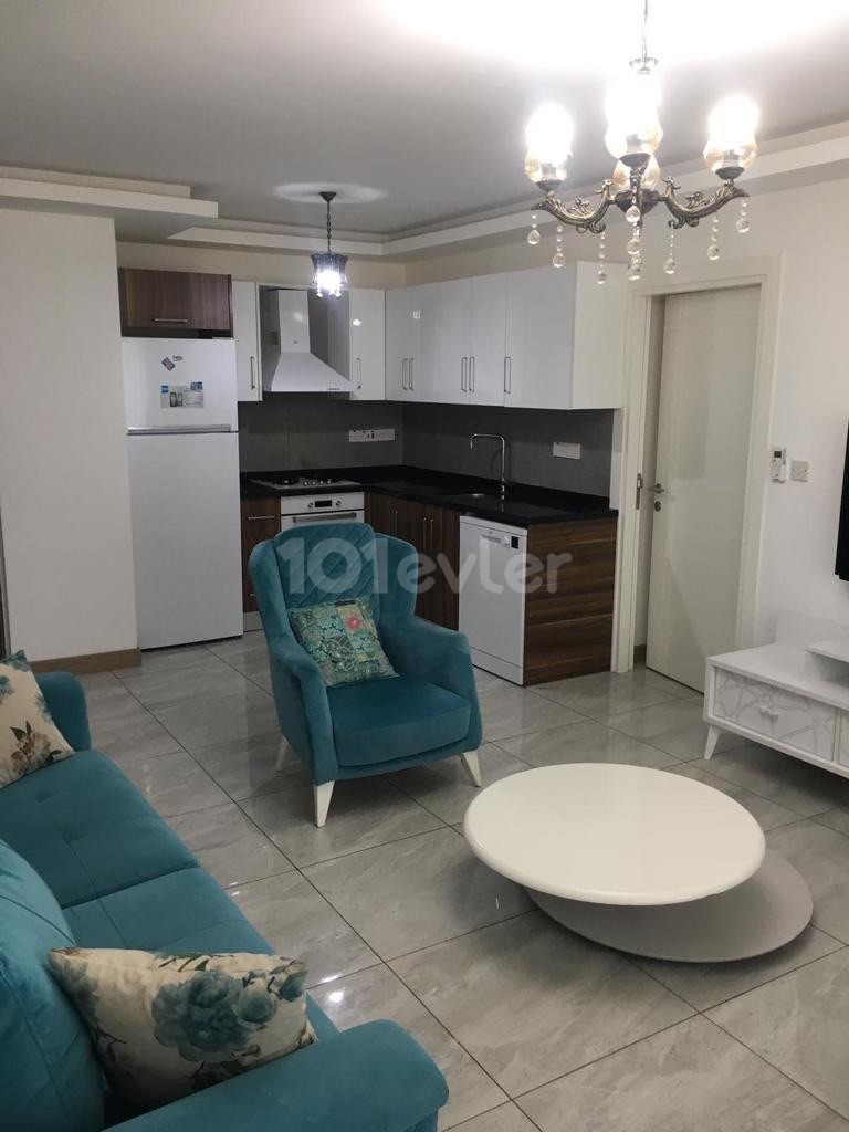 Girne merkezde 3 yatak odalı kiralık daire