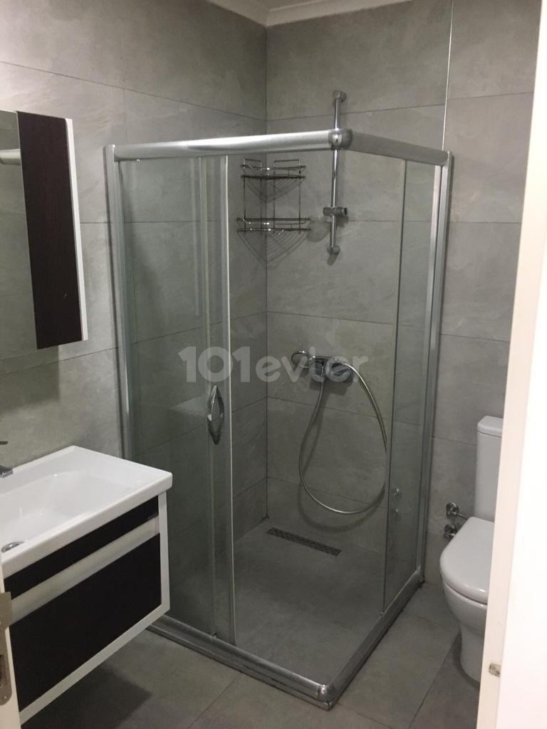 Girne merkezde 3 yatak odalı kiralık daire