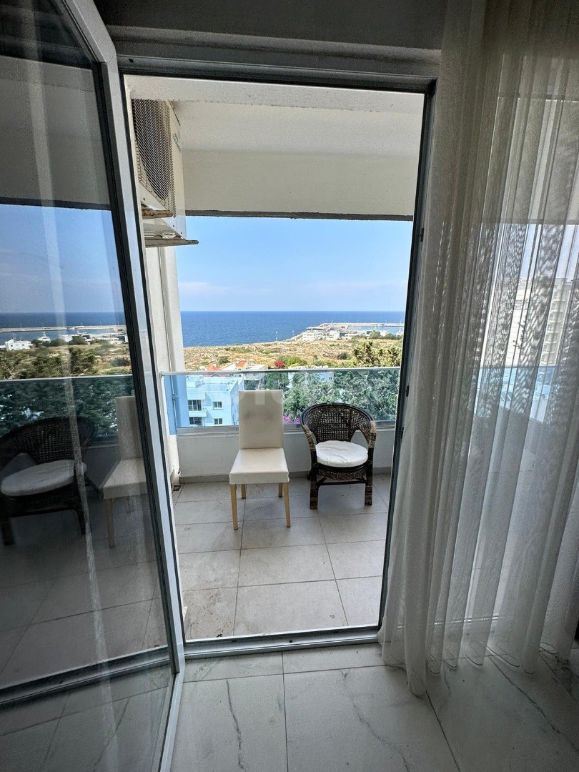 2 bedroom flat for rent in kyrenia center