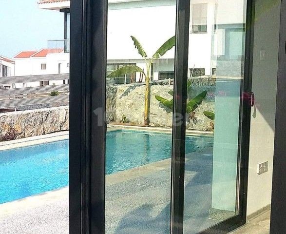 Luxury ( 3+1) 185 m2 Detached Villa with Private POOL with Unobstructed Sea/Mountain Views in a Magnificent Location in Alsancak / Yeşiltepe