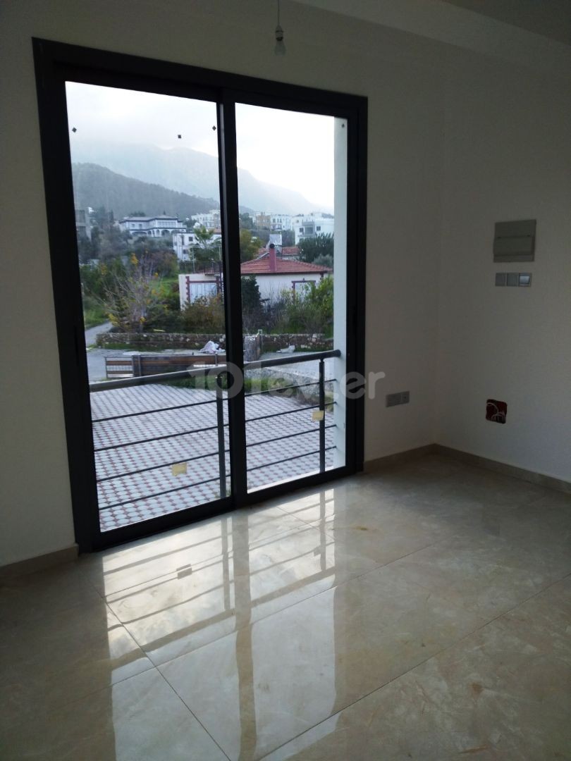 4+1 luxury villa for sale in Kyrenia Alsancak region 