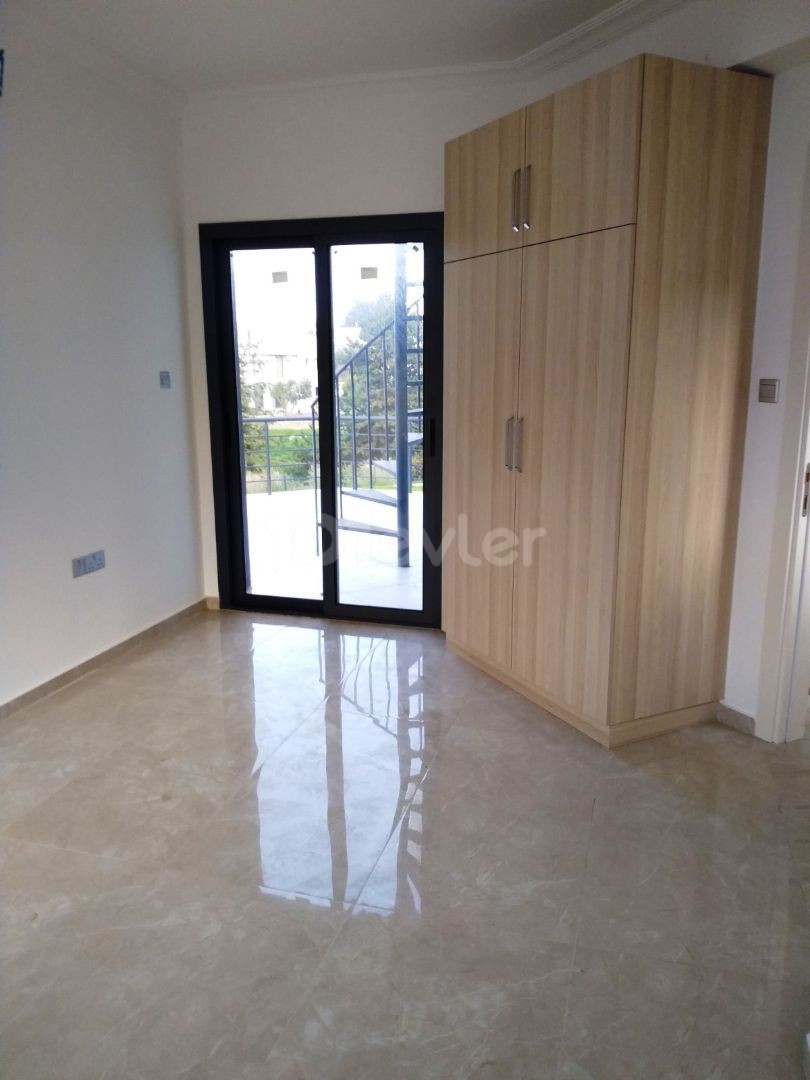 Girne Alsancak bölgesinde  4+1 satılık lüks villa 