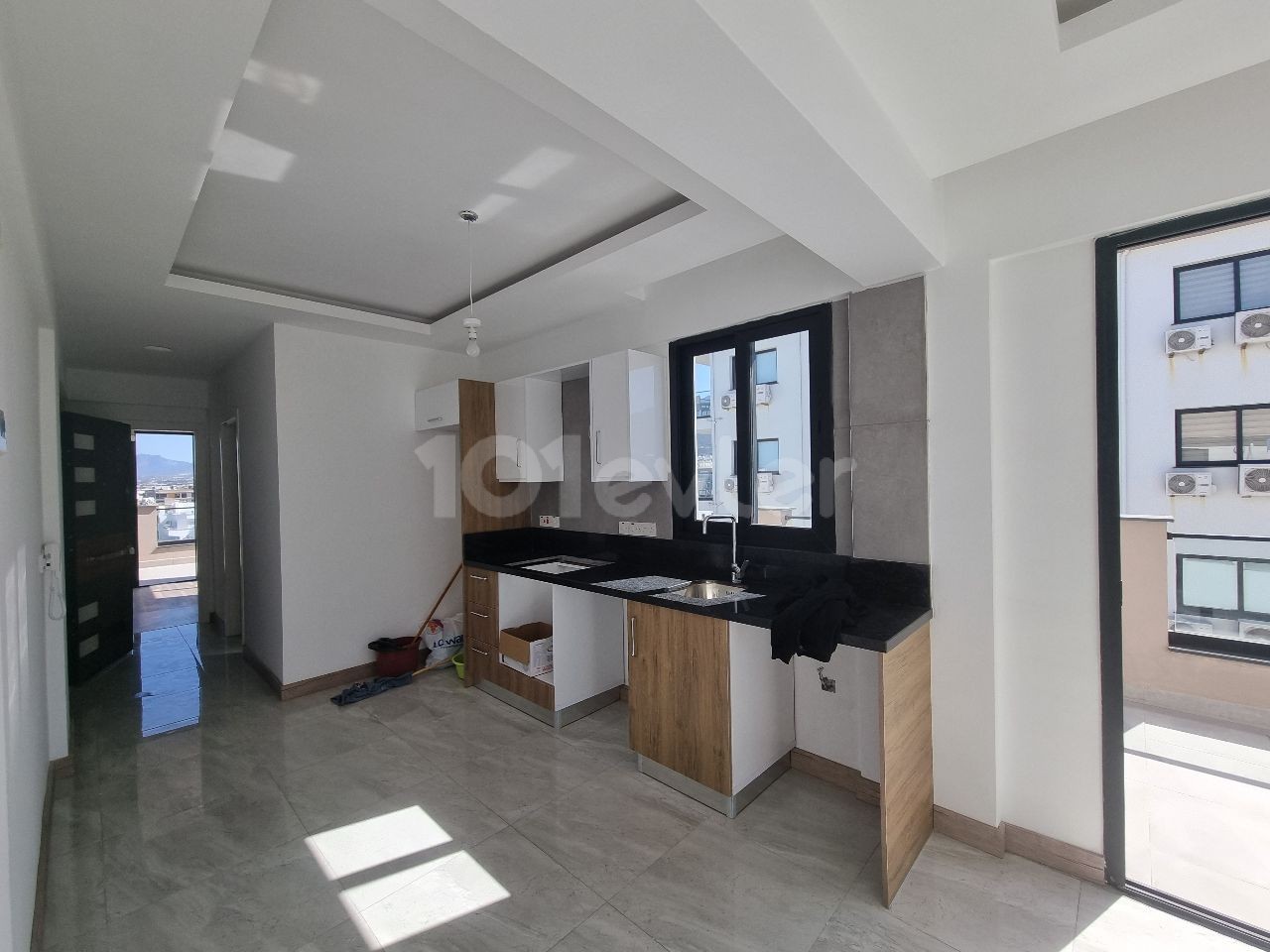 1 bedroom penthouse with panoramic views at Kyrenia city center 