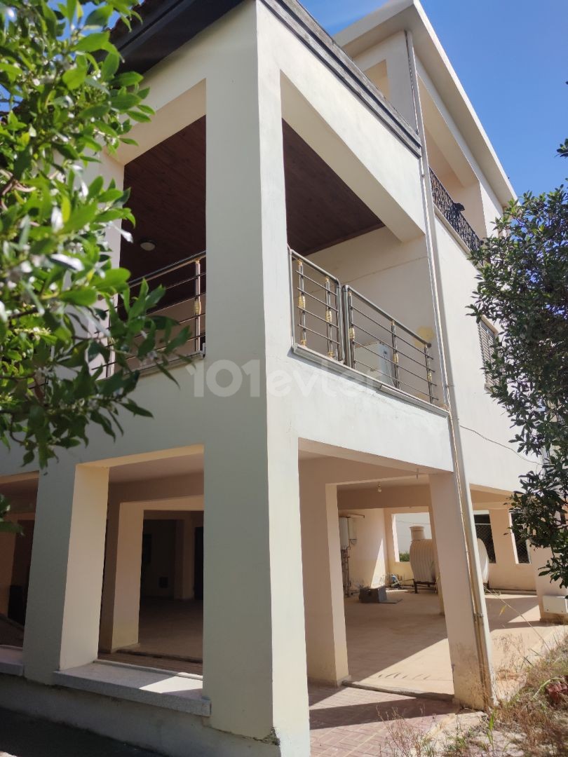 4+1 Villa zu verkaufen in Gonyeli Aşıklar Hill, Nicosia 