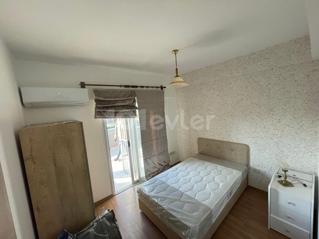 Hamitköy bölgesinde 4+1 ful eşyalı klimalı penthouse daire