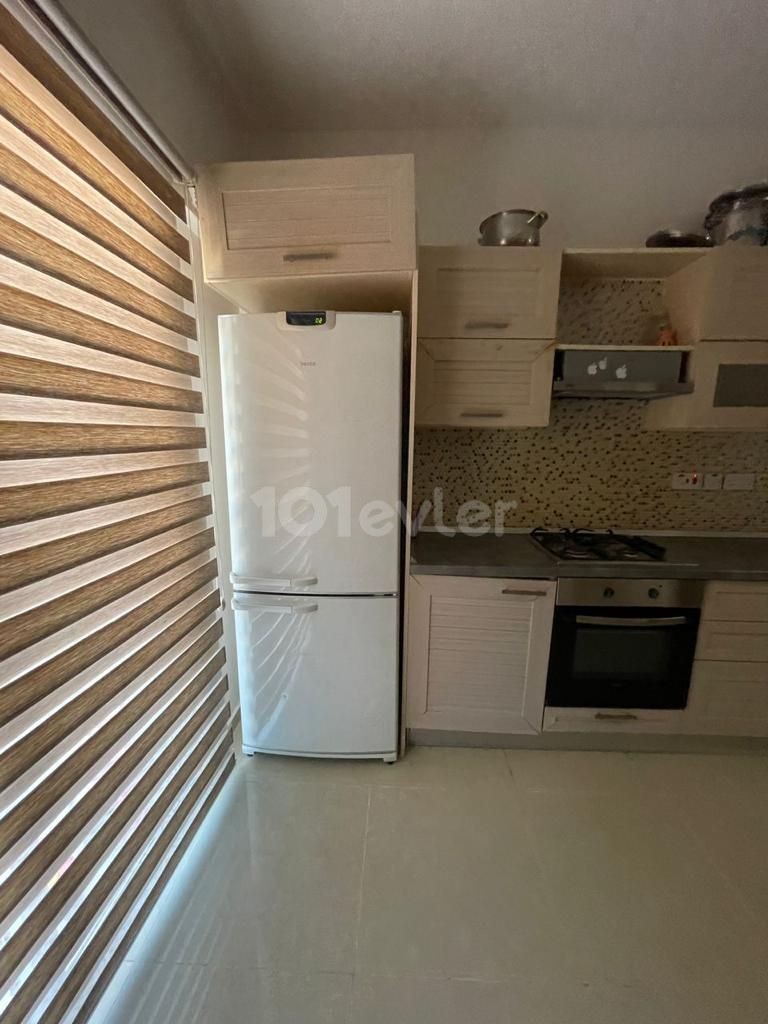 Hamitköy bölgesinde 4+1 ful eşyalı klimalı penthouse daire