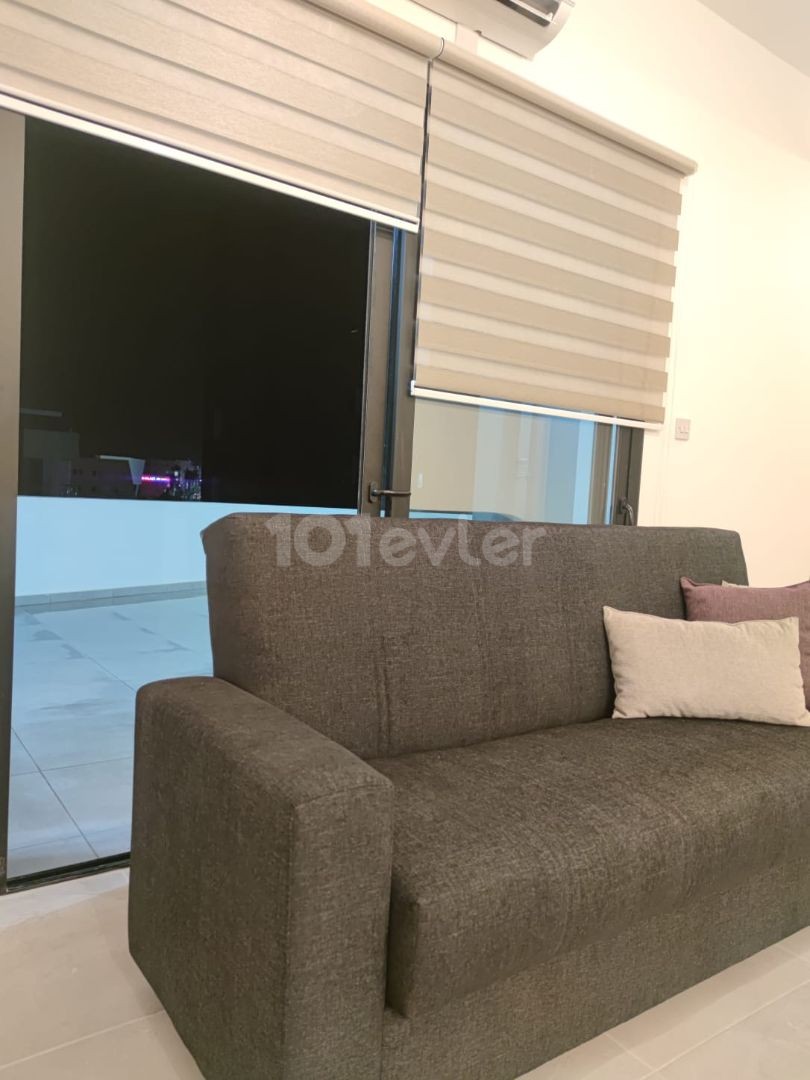 Yenikent bölgesinde 2+1 eşyalı penthouse 