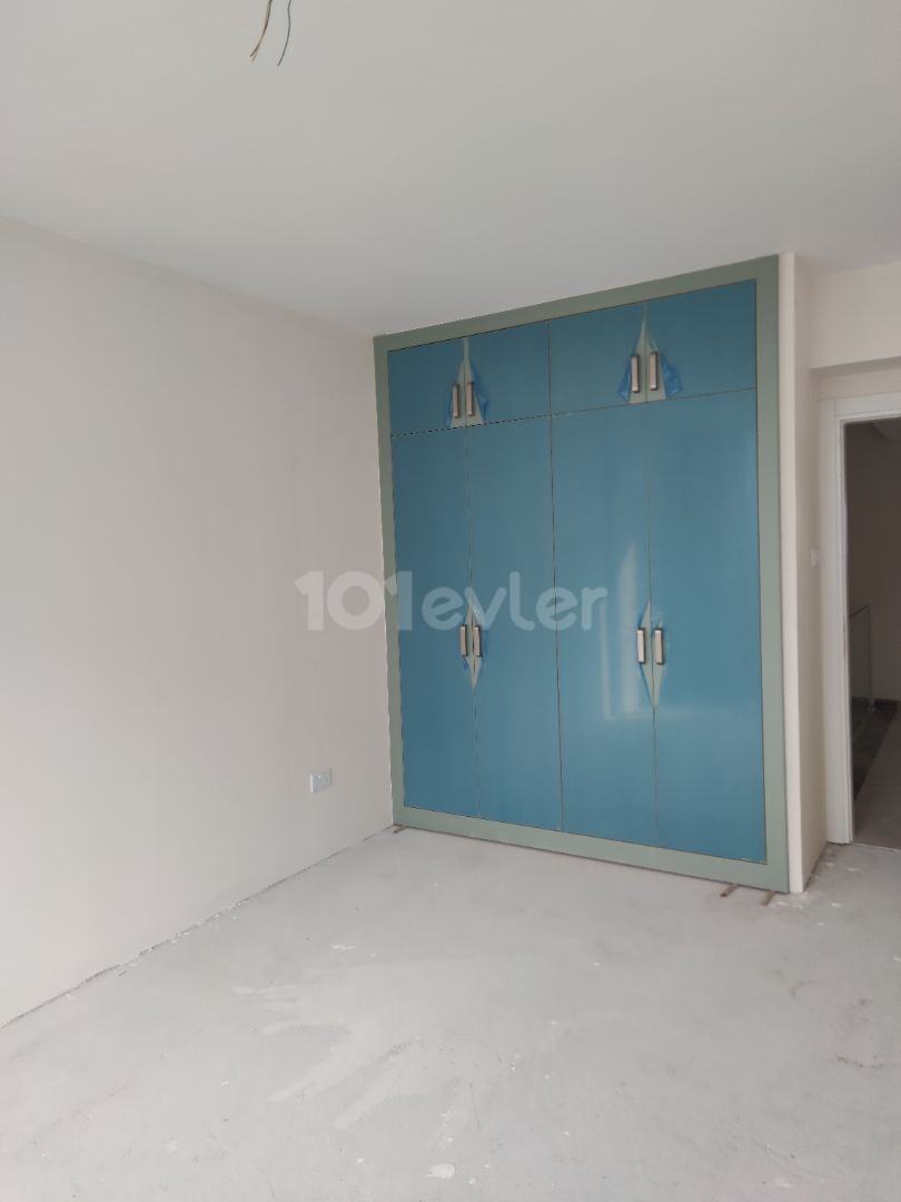 Lefkoşa/Yenikent 3+1,4+1 seçenekleri ile Satılık Villa 