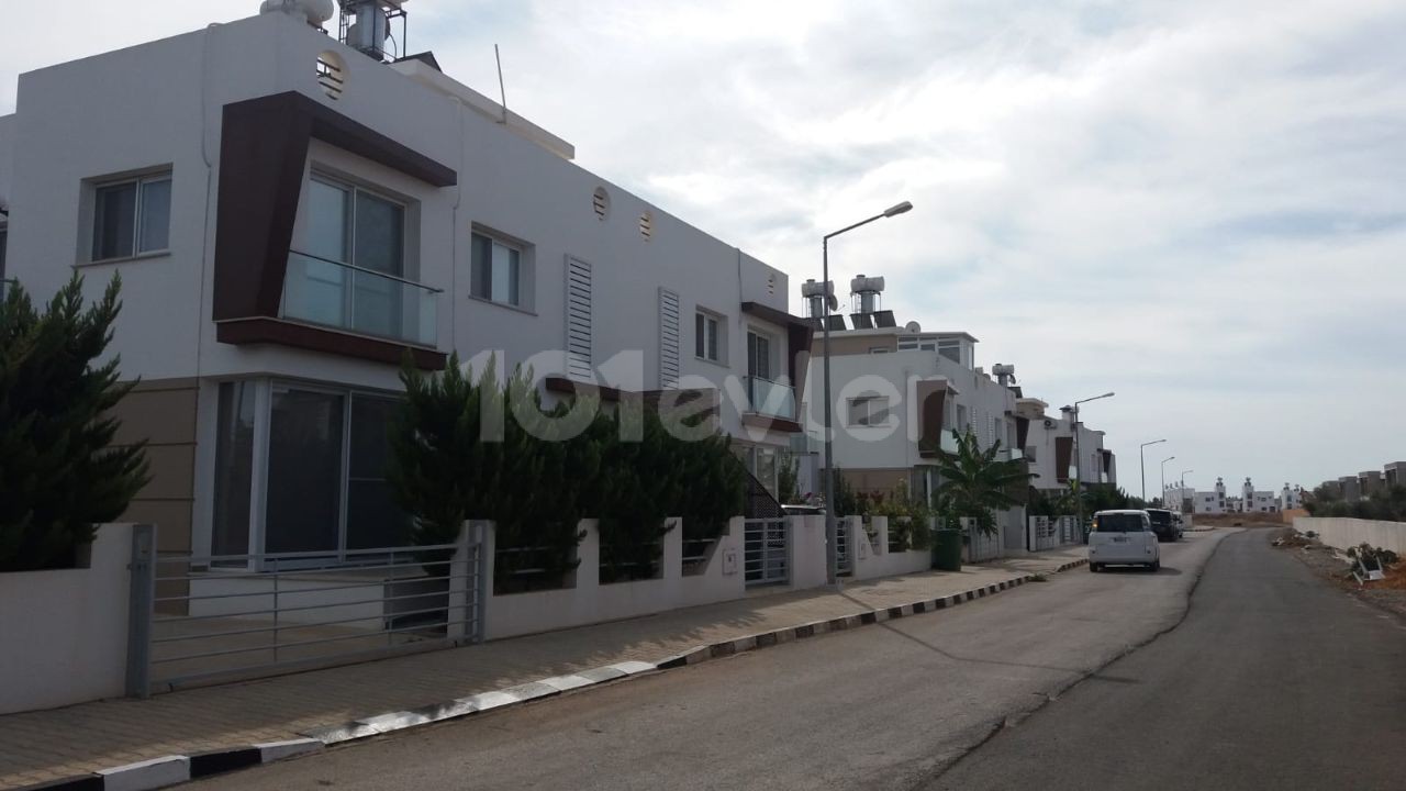 3+1 twins and 2+1 twins villas total 5 bedrooms villa for sale 