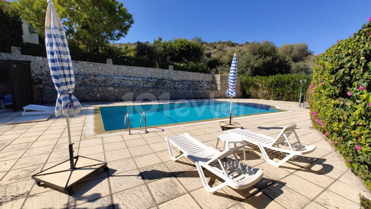 Villa For Sale in Kayalar, Kyrenia