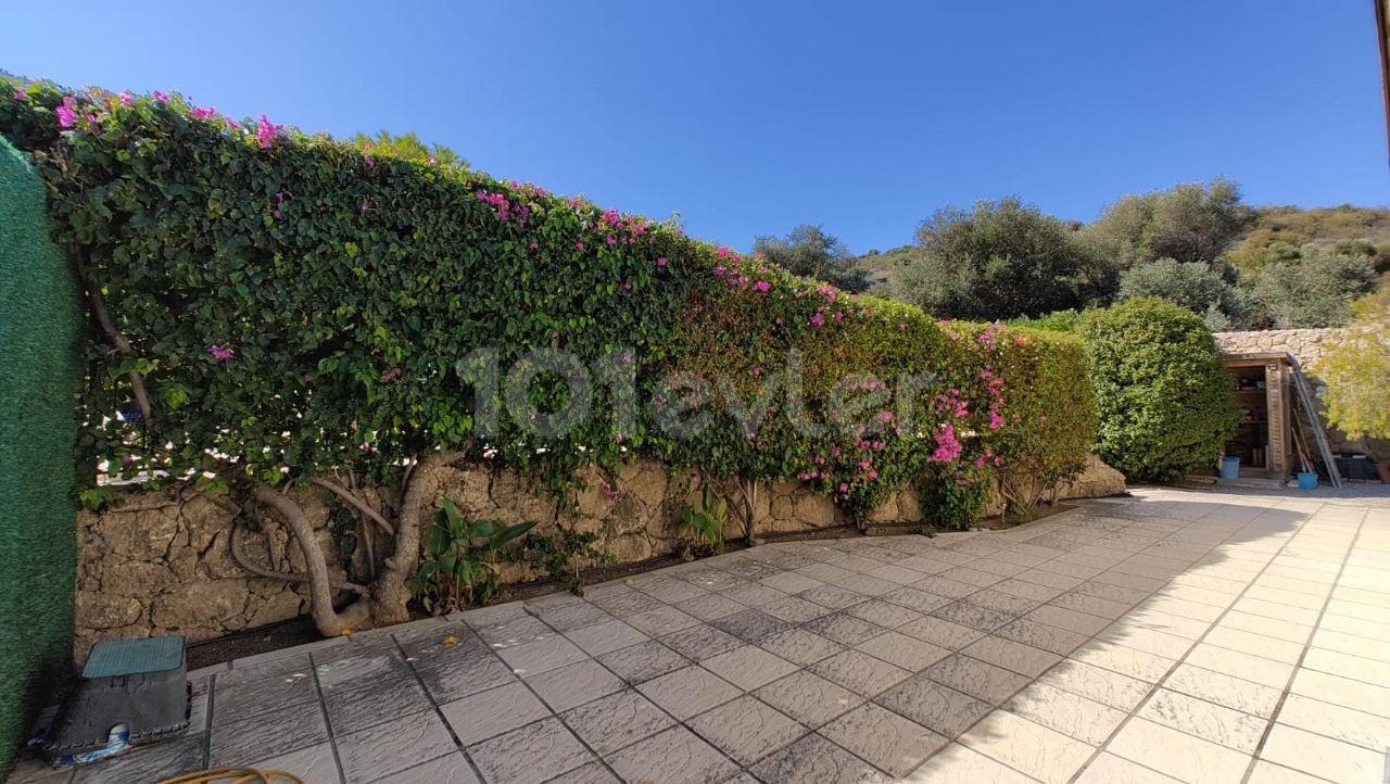 Villa For Sale in Kayalar, Kyrenia