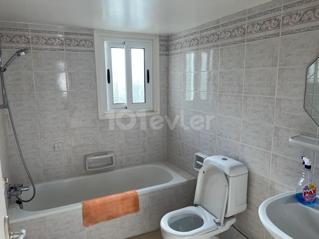 3+1 villa on 1210 m2 land in Girne/Çatalköy