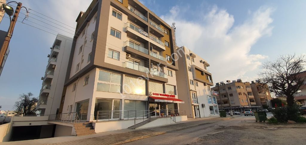 Fırsat, Fırsat! Gönyeli Merkezde, 85 m2, 2+1, Hem Yatırım Hem de İkamet için Uygun, Türk Koçanlı Modern Apartman Dairesi