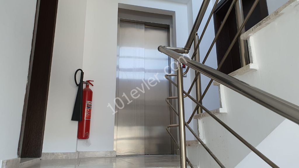 Flat For Sale in Yenişehir, Nicosia