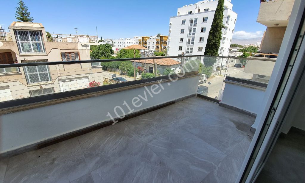 Flat For Sale in Yenişehir, Nicosia