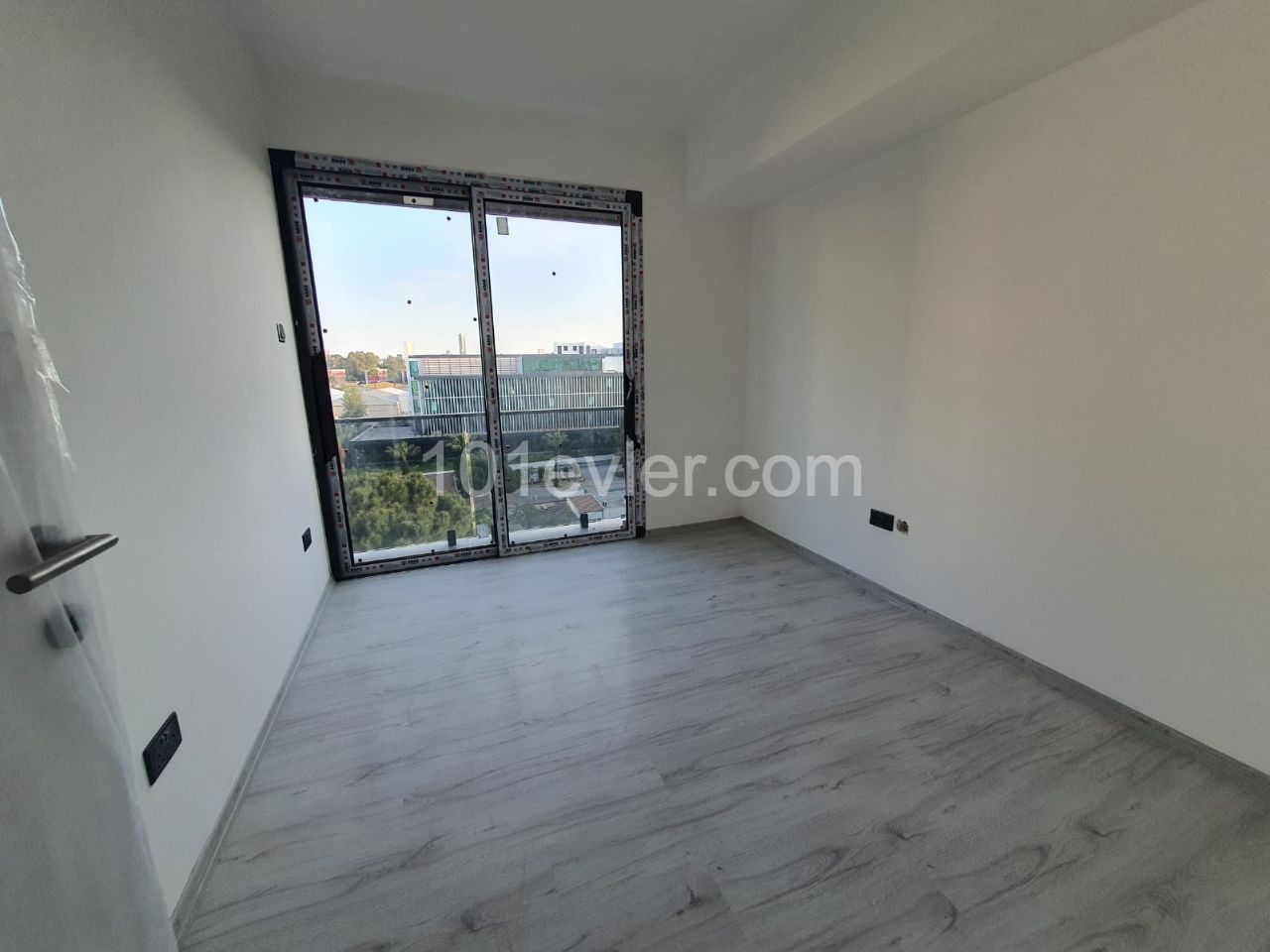 SON DAİRE !!! Yenişehir Merkezde 1.Sınıf İşçilikle 2+1 Süper Lüks Modern Daire