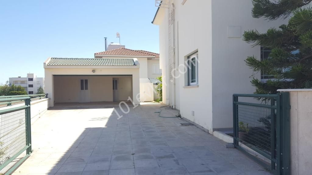 Villa For Sale in Gönyeli, Nicosia