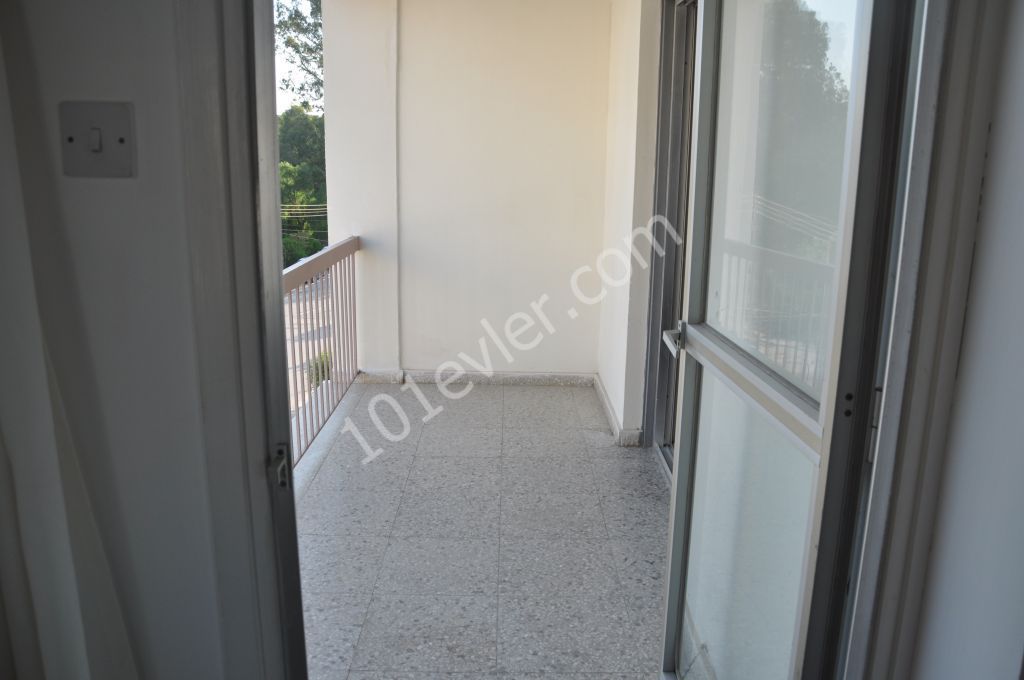 Flat To Rent in Köşklüçiftlik, Nicosia