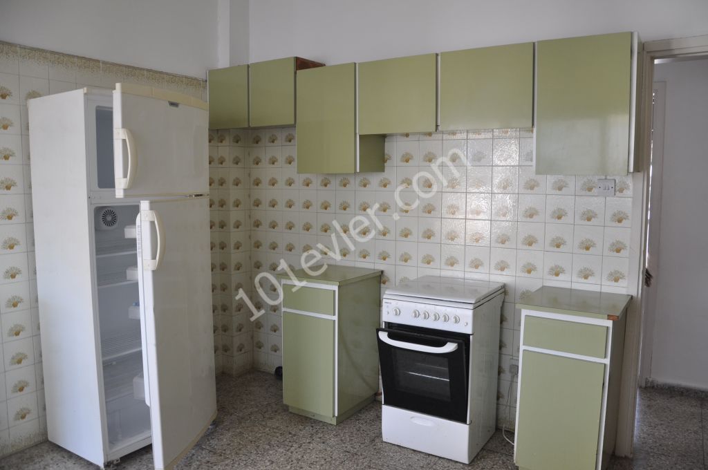 Flat To Rent in Köşklüçiftlik, Nicosia