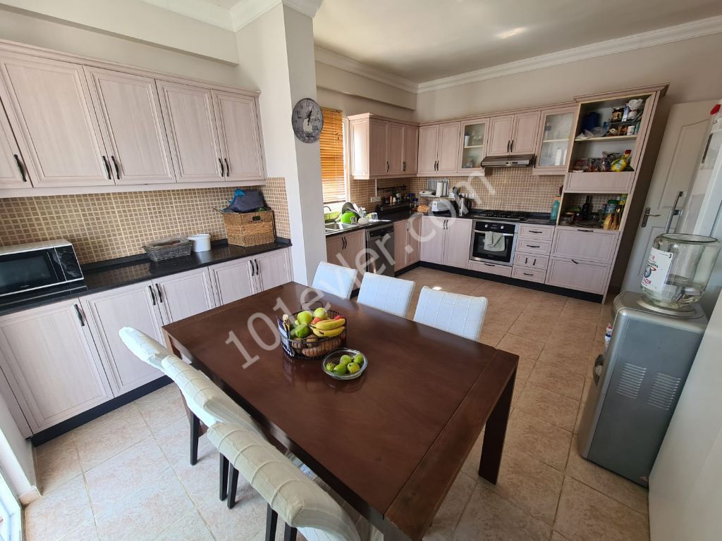 Penthouse For Sale in Gönyeli, Nicosia